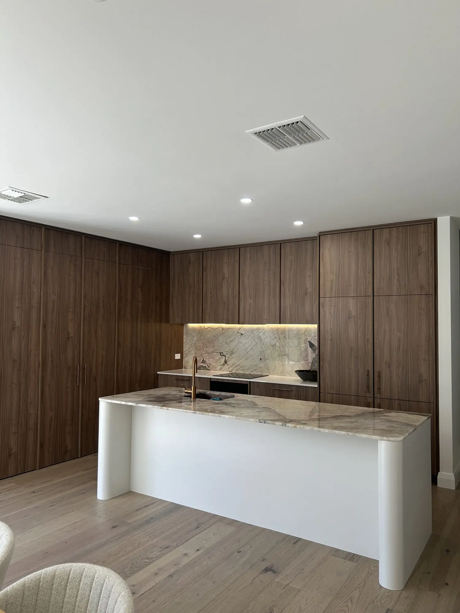 Allenby Gardens kitchen & laundry renovation — photo 4 of 8